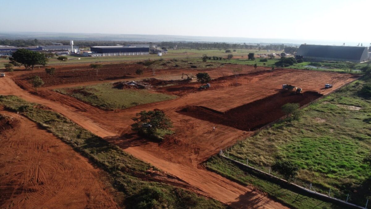 Com apoio da Prefeitura, Cooperativa Casul inicia serviços de terraplanagem para construção de unidade industrial em Bataguassu