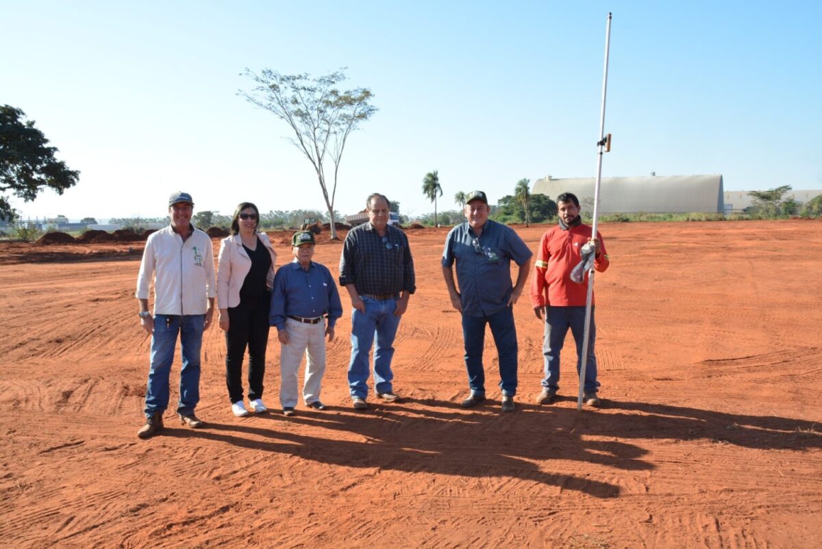 Com apoio da Prefeitura, Cooperativa Casul inicia serviços de terraplanagem para construção de unidade industrial em Bataguassu