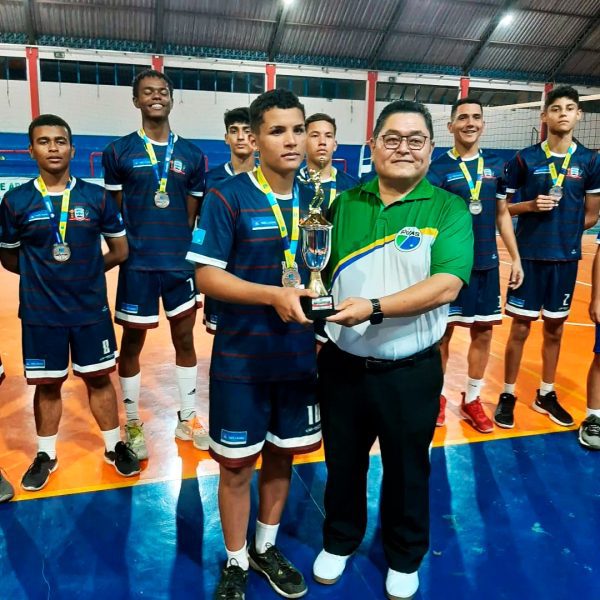 Equipe SEJUVEL conquista medalha de bronze na XII Copa Pantanal de Voleibol