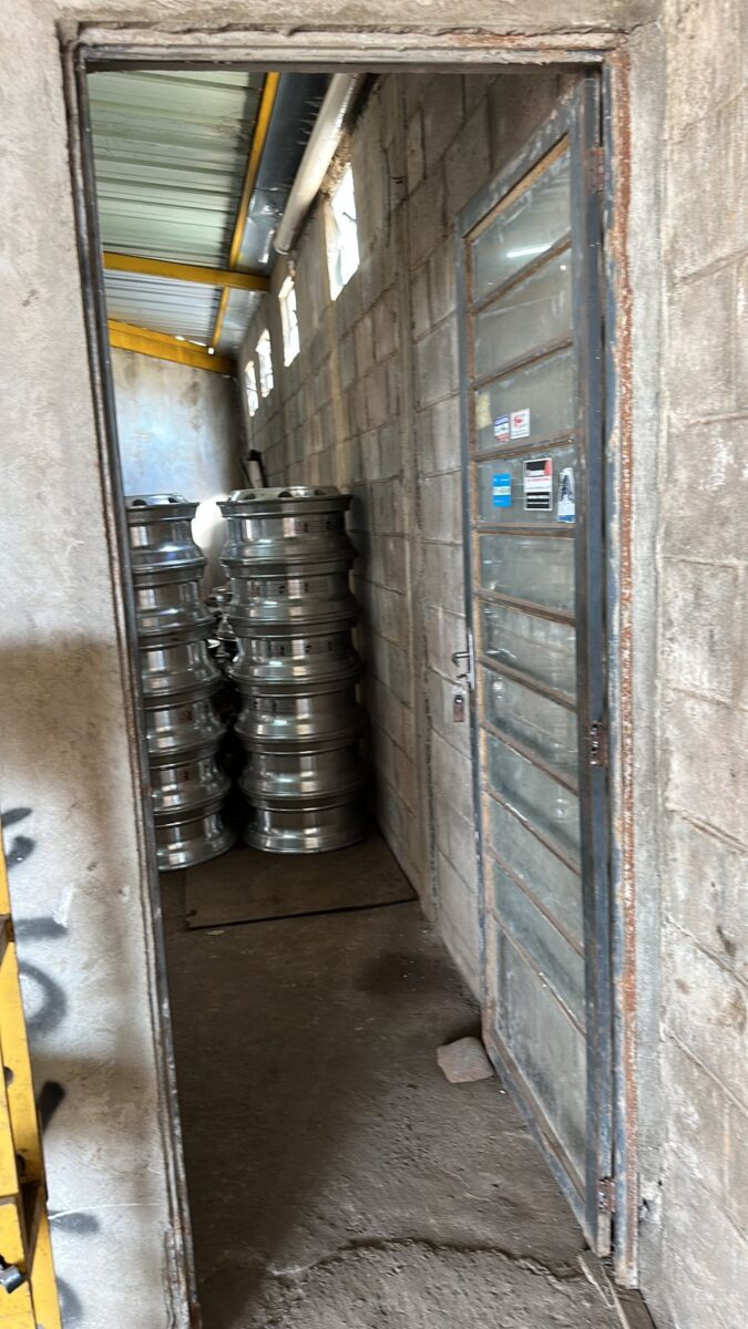 Polícia Civil de Três Lagoas desmantela organização criminosa especializada em roubo de pneus de carretas.