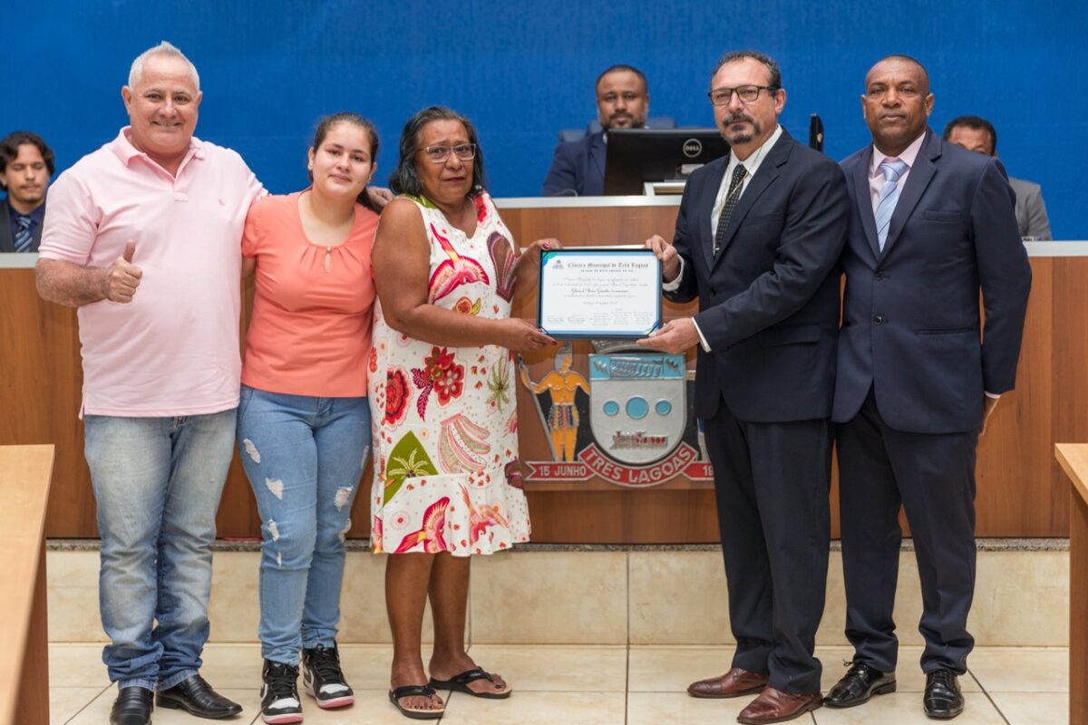 Câmara homenageia atletas no Dia Nacional do Futebol