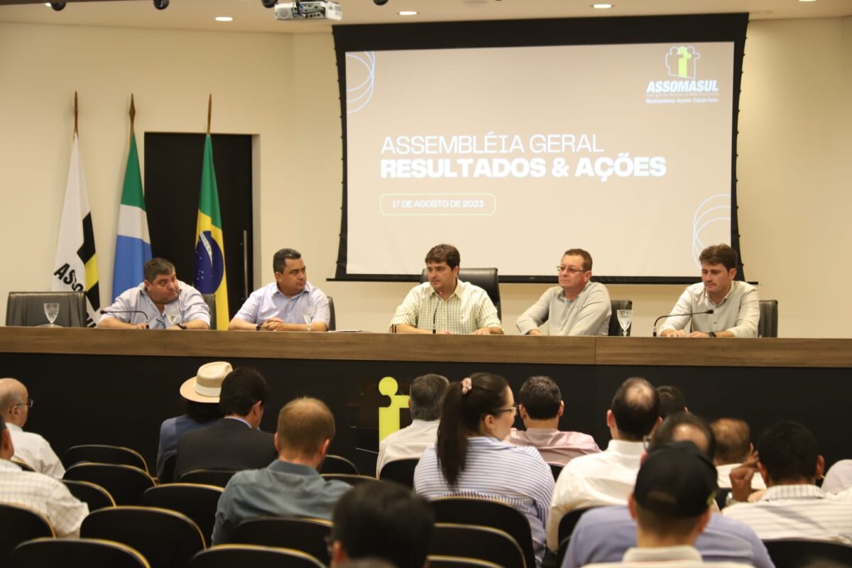 Em Campo Grande, prefeito de Bataguassu participa de Assembleia Geral da Assomasul