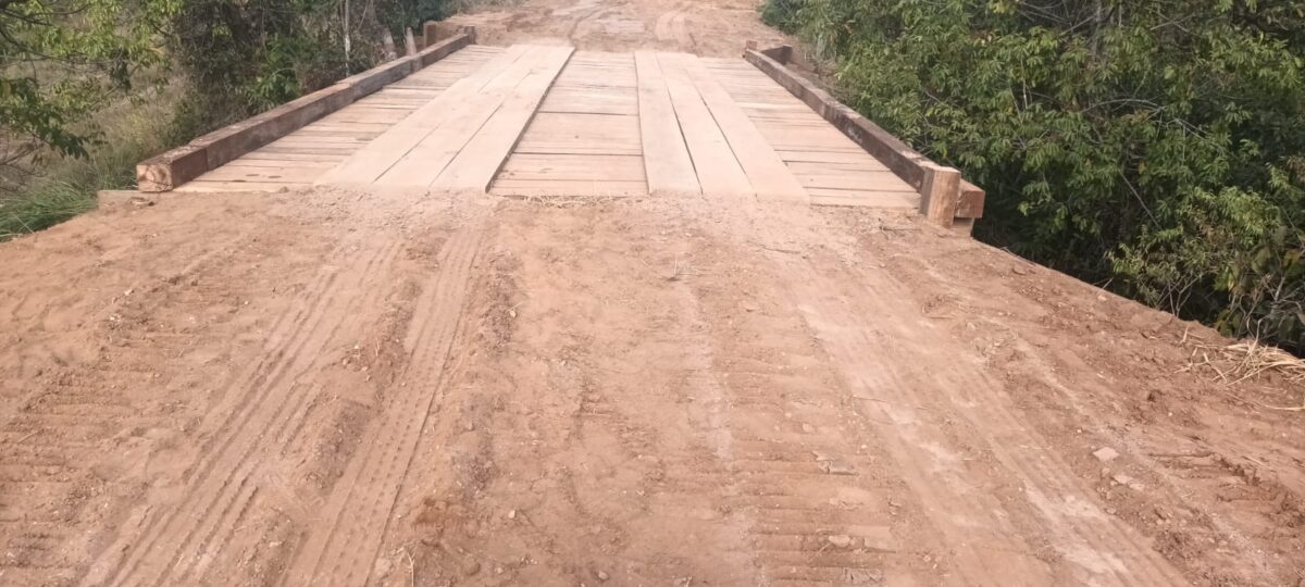 Seinfra finaliza construção de ponte sobre o Ribeirão Tamanduá Bandeira em Ribas