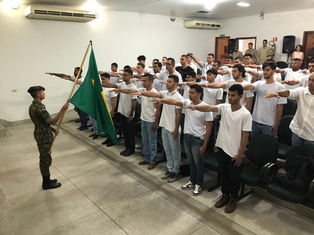 Junta Militar 070 realiza cerimônia de dispensa de jovens reservistas em Ribas