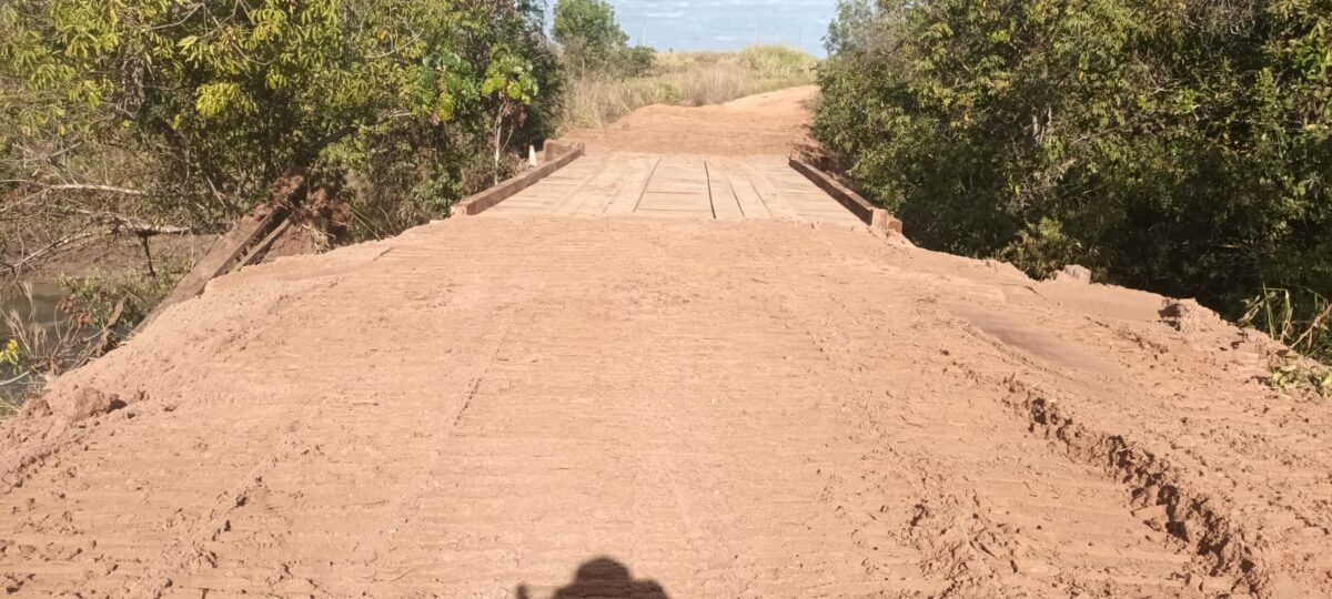 Seinfra finaliza construção de ponte sobre o Ribeirão Tamanduá Bandeira em Ribas