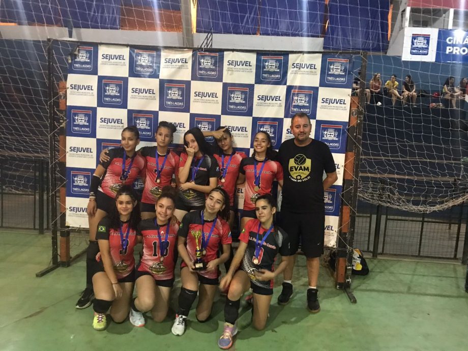 CAMPEONATO DE VOLEIBOL – RHM Dental/Azimute conquista taça de campeão 2023 nos dois naipes