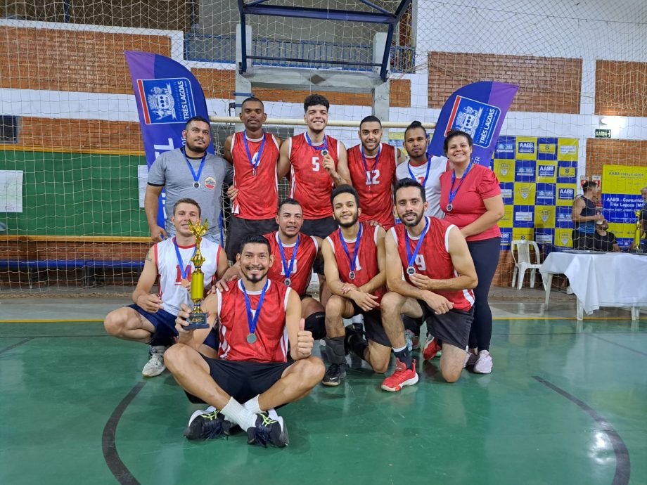 CAMPEONATO DE VOLEIBOL – RHM Dental/Azimute conquista taça de campeão 2023 nos dois naipes