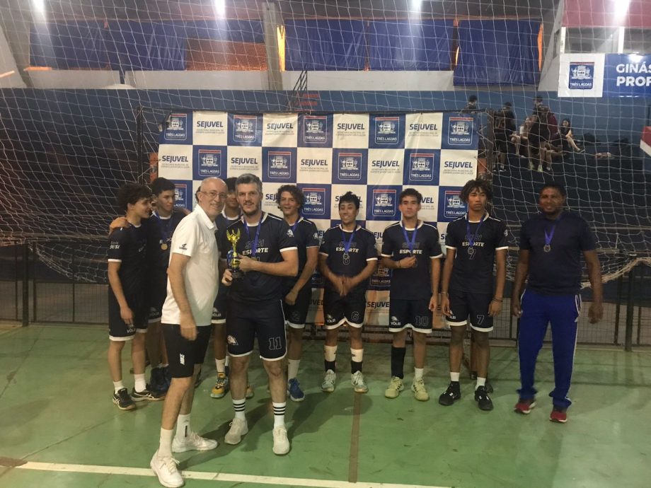 CAMPEONATO DE VOLEIBOL – RHM Dental/Azimute conquista taça de campeão 2023 nos dois naipes