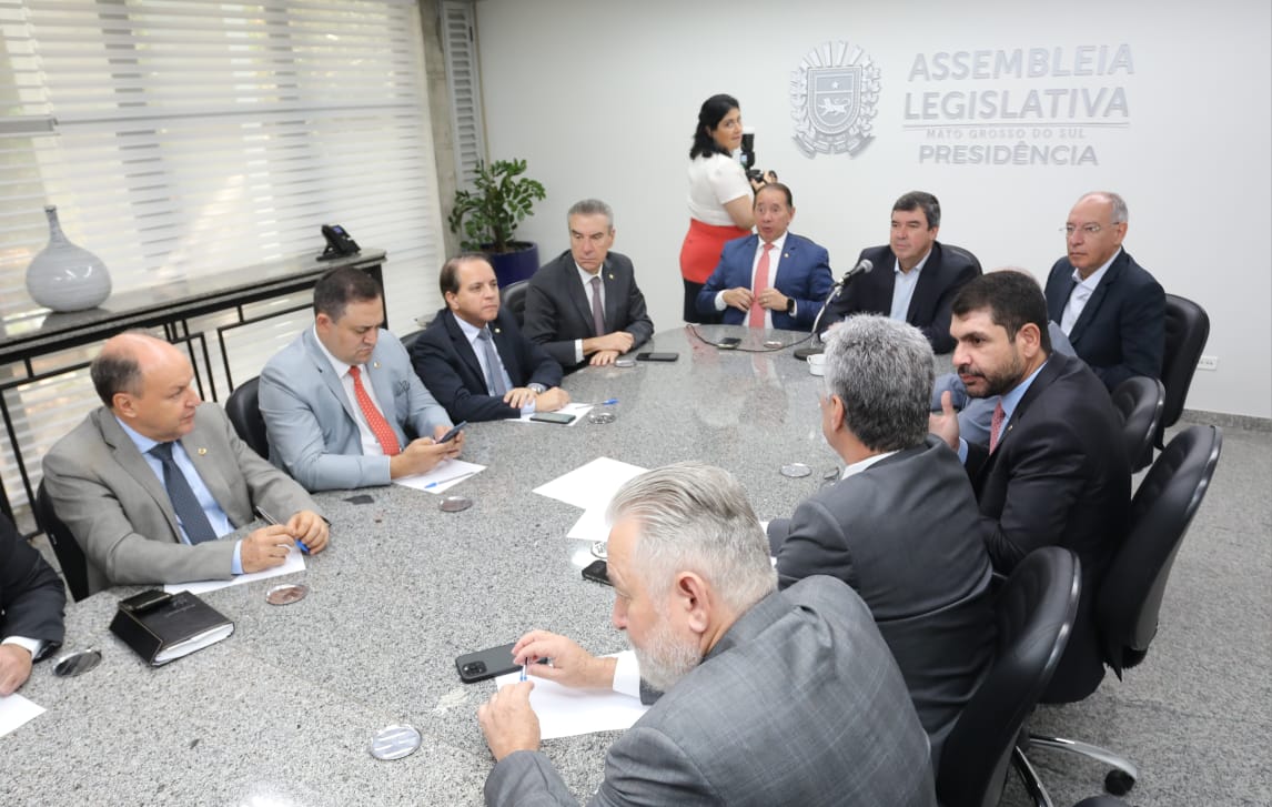 Governador apresenta programa de investimentos em infraestrutura que será realizado com projeto de financiamento