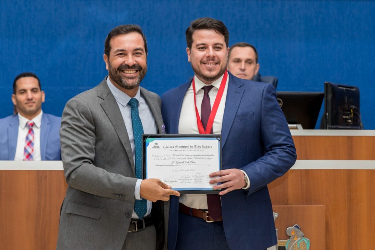 Vereadores entregam diploma e medalha “Mérito à Ordem”