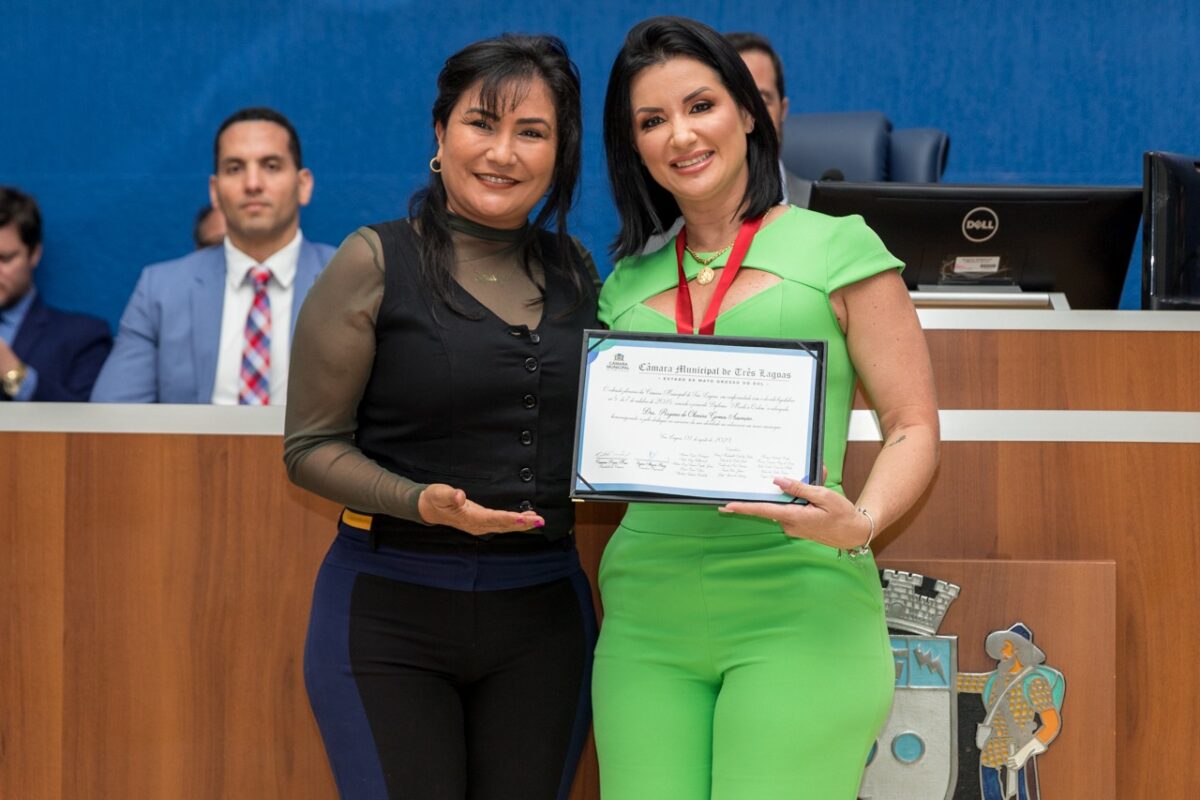 Vereadores entregam diploma e medalha “Mérito à Ordem”