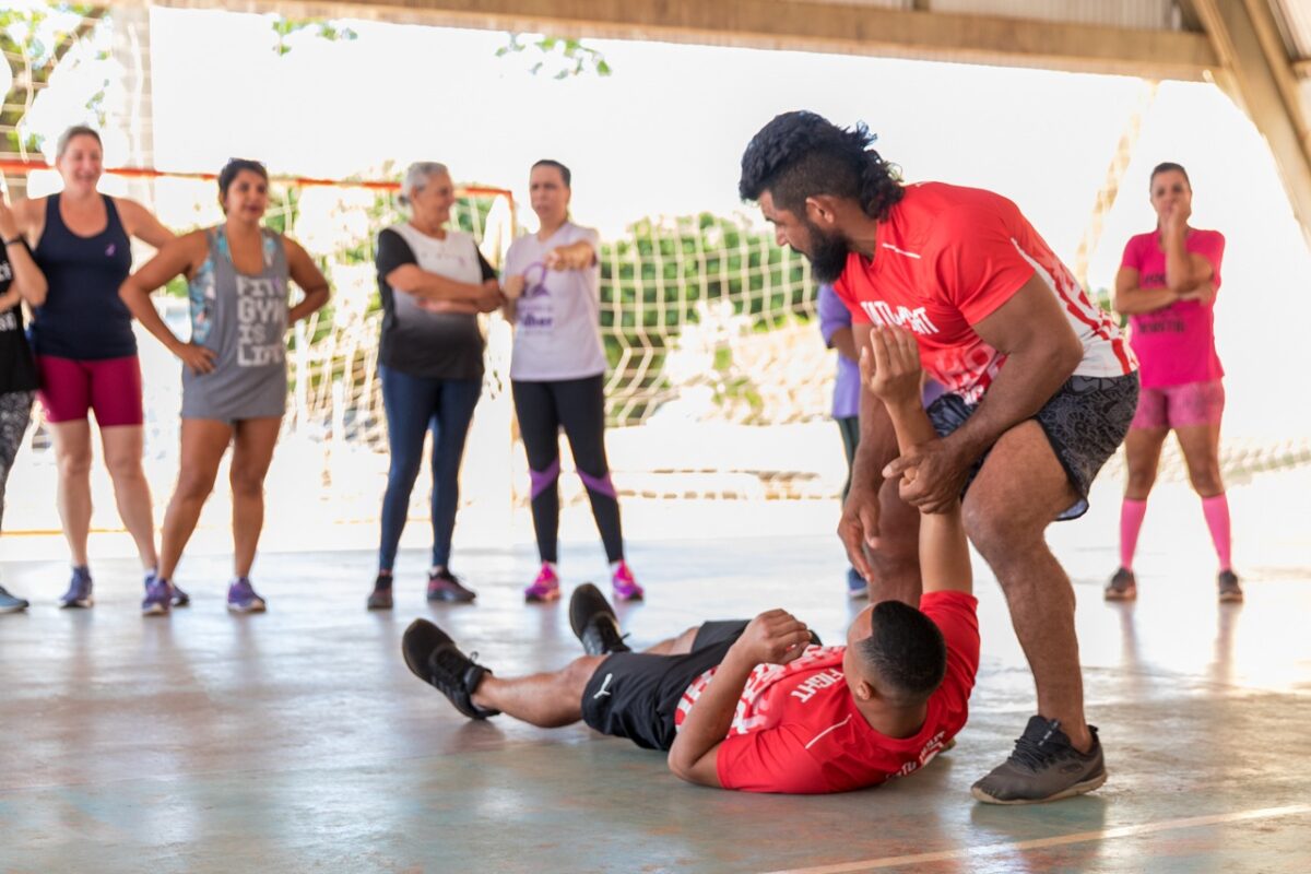 Vereadores participam de atividade física e promovem aula de Ritbox e Defesa Pessoal