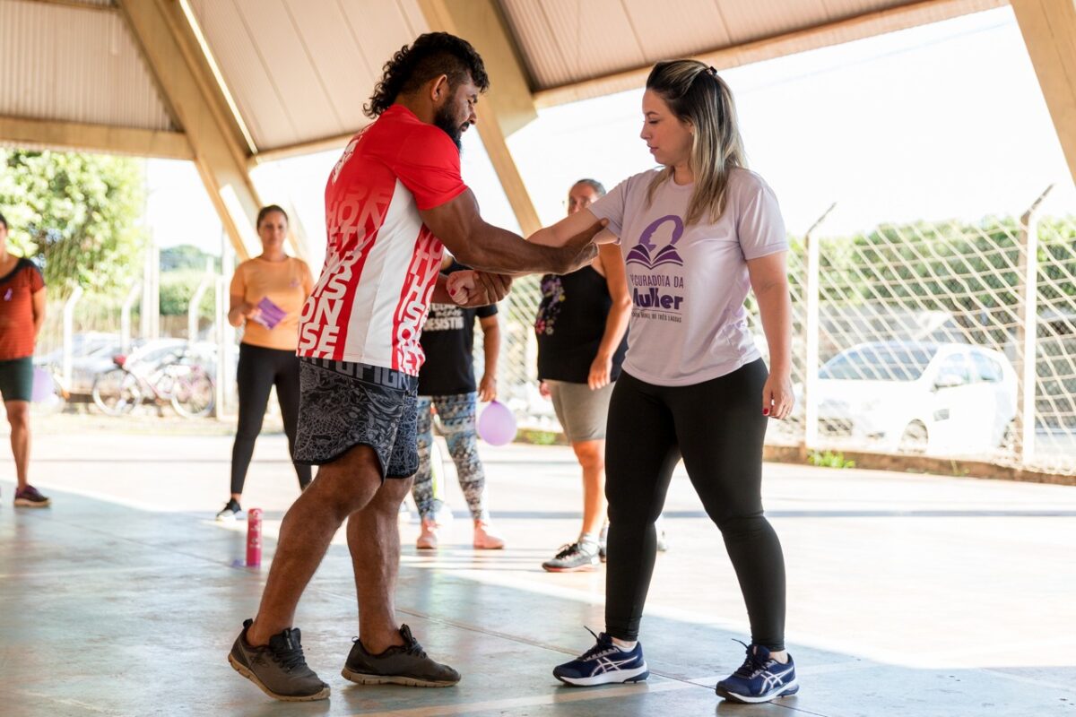 Vereadores participam de atividade física e promovem aula de Ritbox e Defesa Pessoal