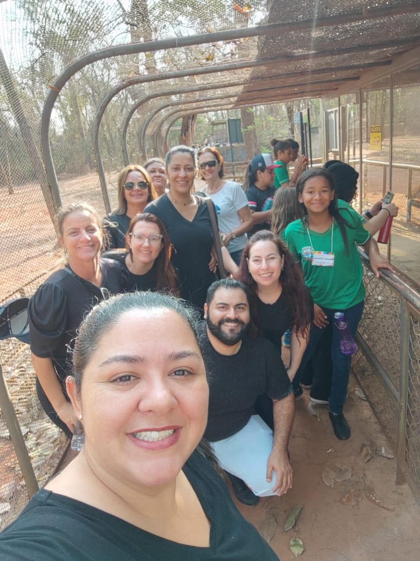 Crianças e adolescentes de Brasilândia visitam zoológico em Ilha Solteira