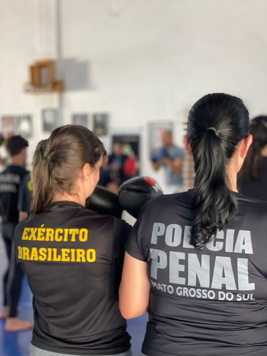 Polícia Federal realiza treinamento de Autodefesa para Mulheres da Segurança Pública