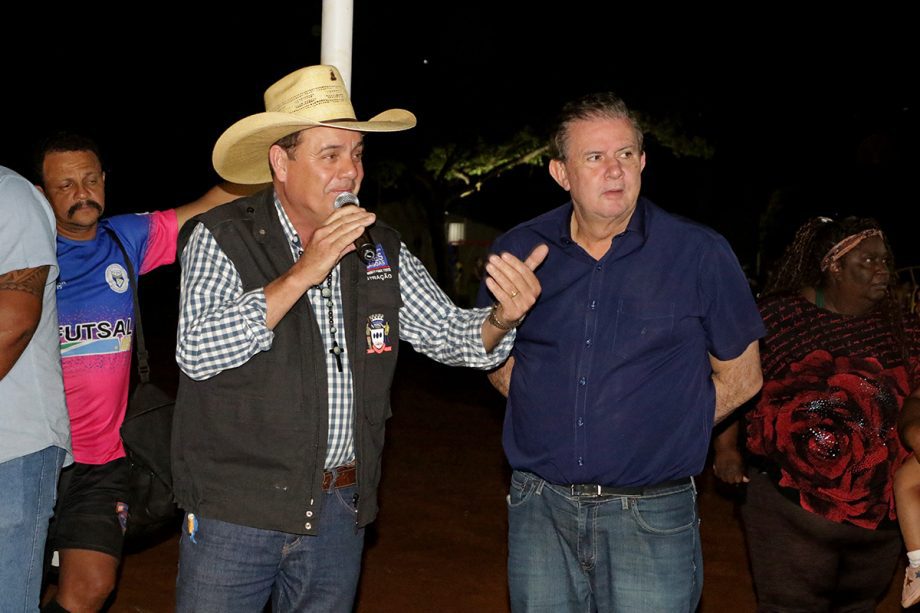 Prefeito Angelo Guerreiro inaugura a 1ª Arena MS Bom de Bola de Três Lagoas no bairro Vila Piloto