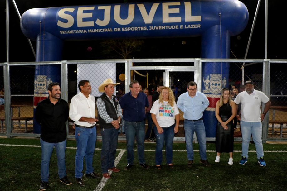 Prefeito Angelo Guerreiro inaugura a 1ª Arena MS Bom de Bola de Três Lagoas no bairro Vila Piloto