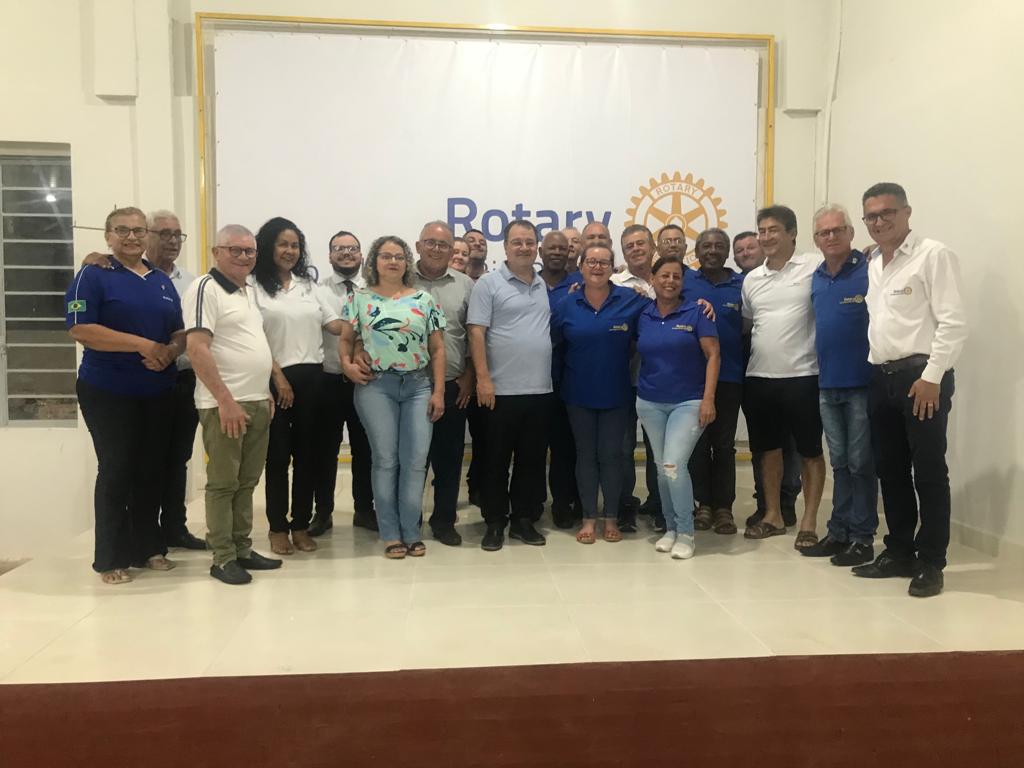 Prefeitura assina emenda impositiva de Vereador, agilizando trabalhos do Rotary Club de Ribas