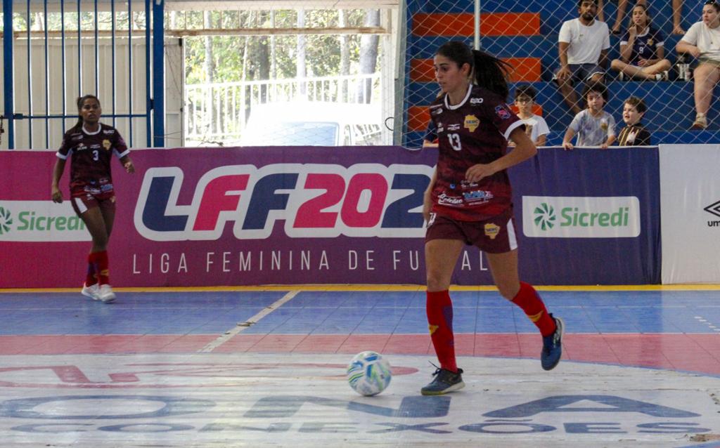 Com emoção, Serc/UCDB vence e garante vaga na segunda fase da Liga Feminina de Futsal