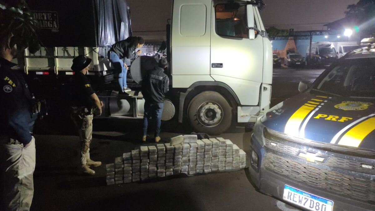 PRF e DENAR apreendem 162 Kg de cocaína em Sidrolândia