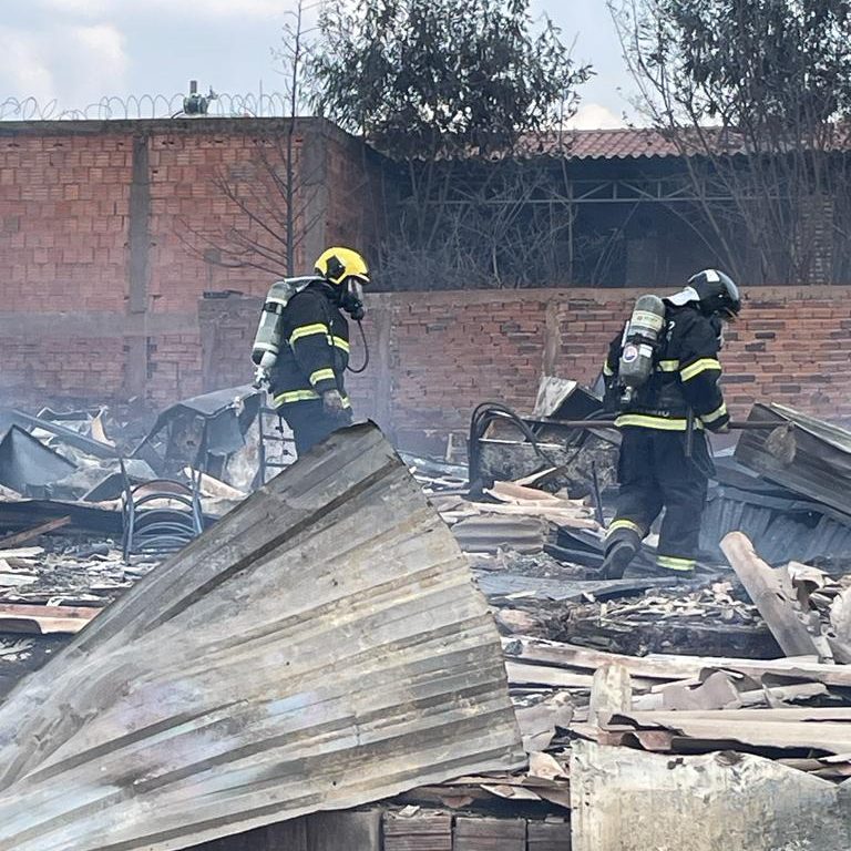 Encontro dos Violeiros terá arrecadação de doações para famílias atingidas por incêndio no Mandela