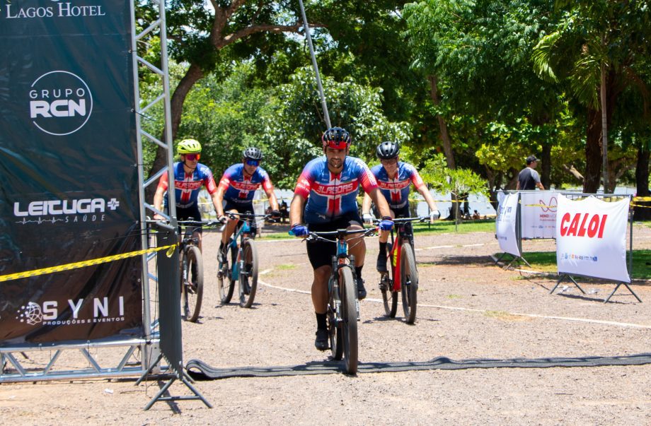 “Desafio MTB – 6 Horas de Emoção” reuniu 260 competidores no Balneário Municipal de Três Lagoas
