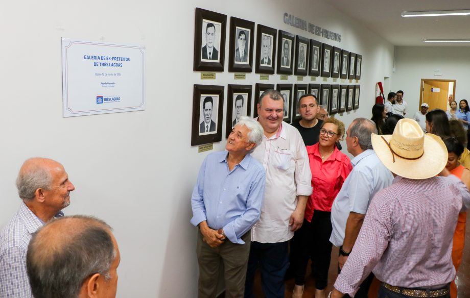 Prefeito Angelo Guerreiro inaugura Paço Municipal, asfalto da 2ª lagoa e anuncia iluminação em LED