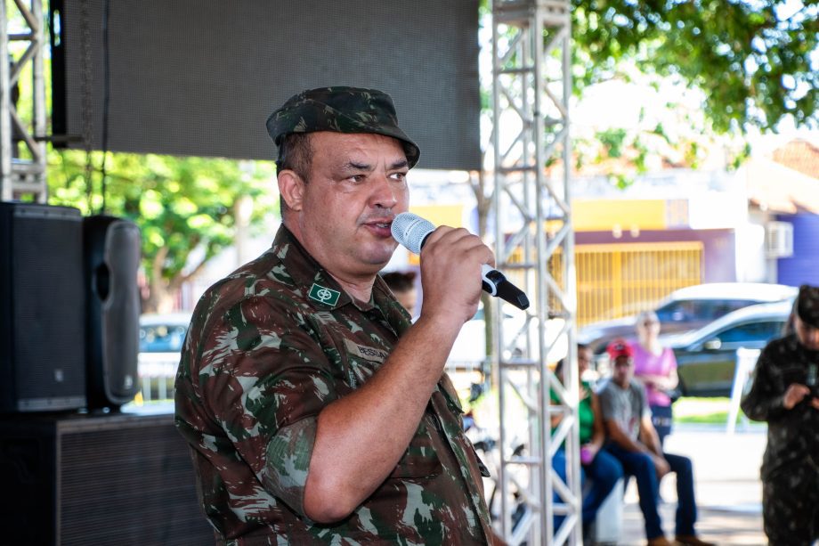 Angelo Guerreiro participa do Juramento à Bandeira da Junta Militar de Três Lagoas