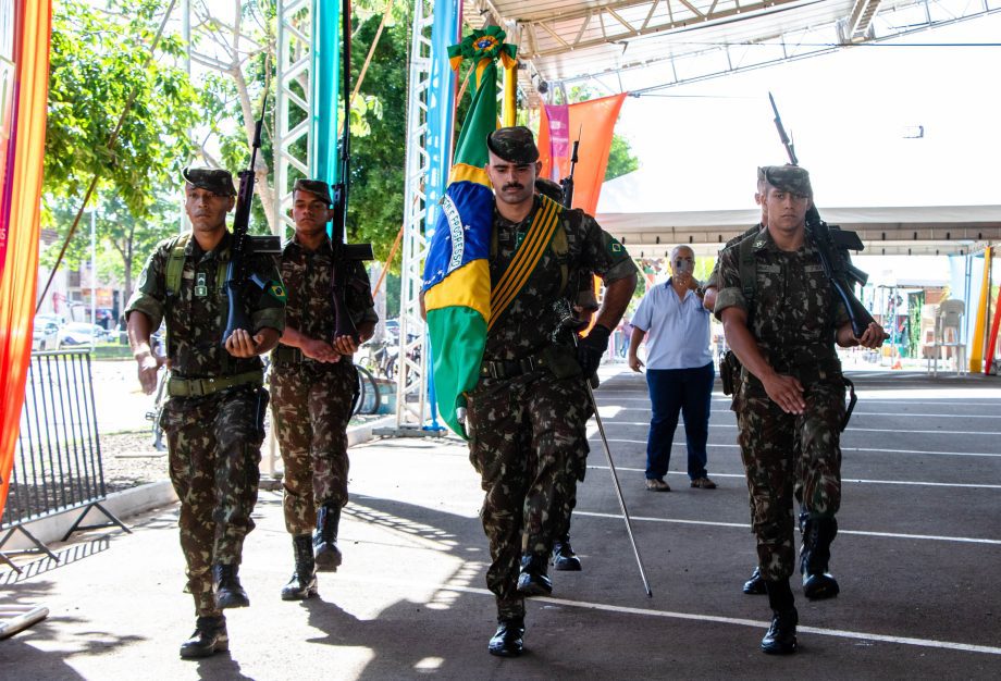 Angelo Guerreiro participa do Juramento à Bandeira da Junta Militar de Três Lagoas