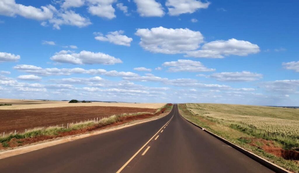 Pavimentação de rodovias no sudoeste de MS integra regiões e cria conexão com a Rota Bioceânica