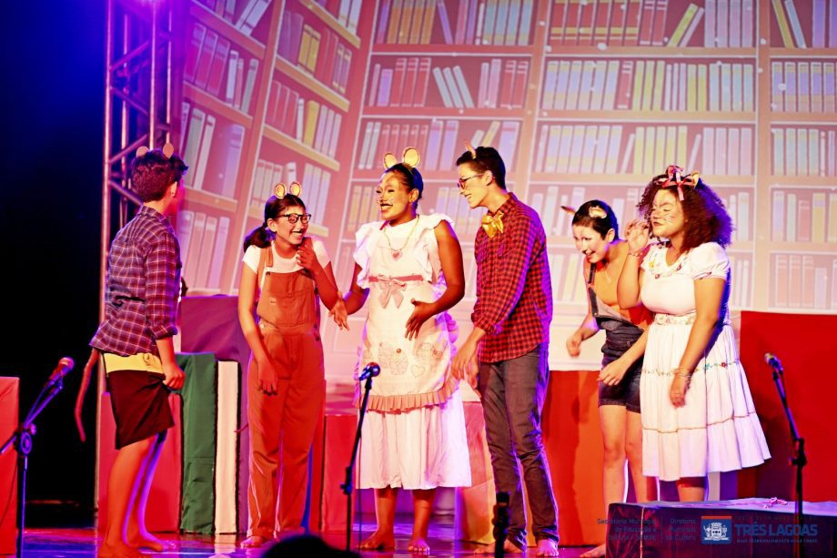 Núcleo de teatro da Cultura apresentou a peça “Os Tudigual: uma Fábula sobre Ser Diferente”