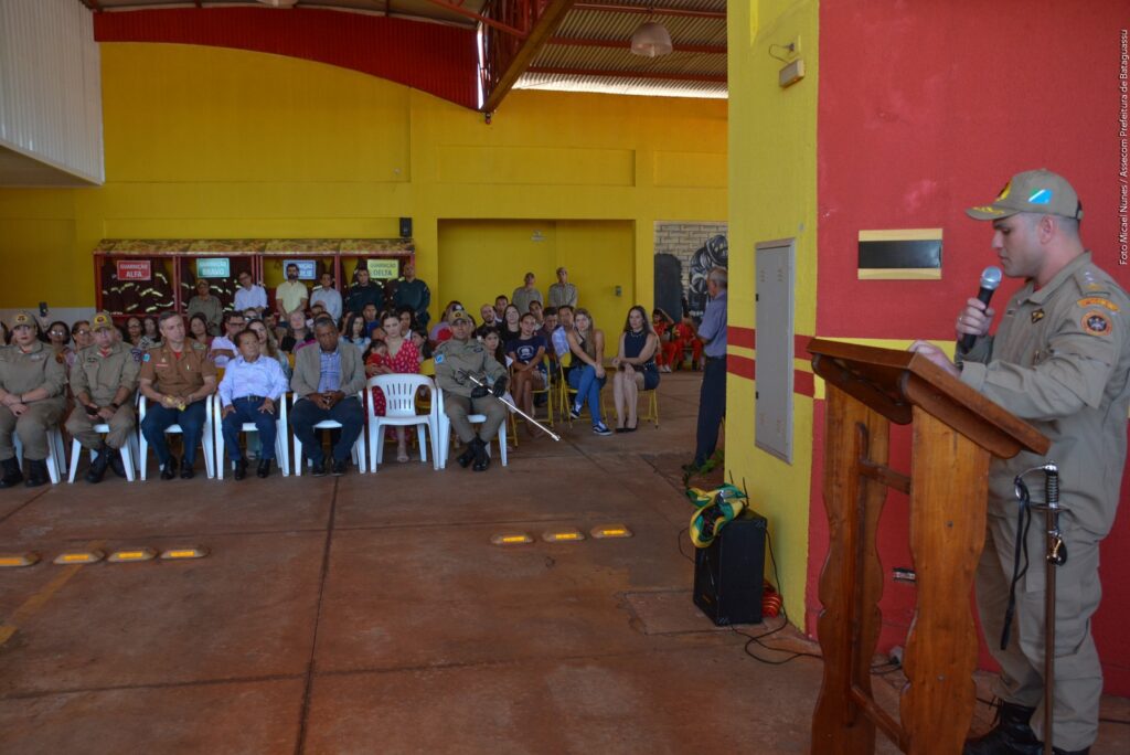 Akira Otsubo prestigia troca de comando do 17º Subgrupamento do Corpo de Bombeiros de Bataguassu