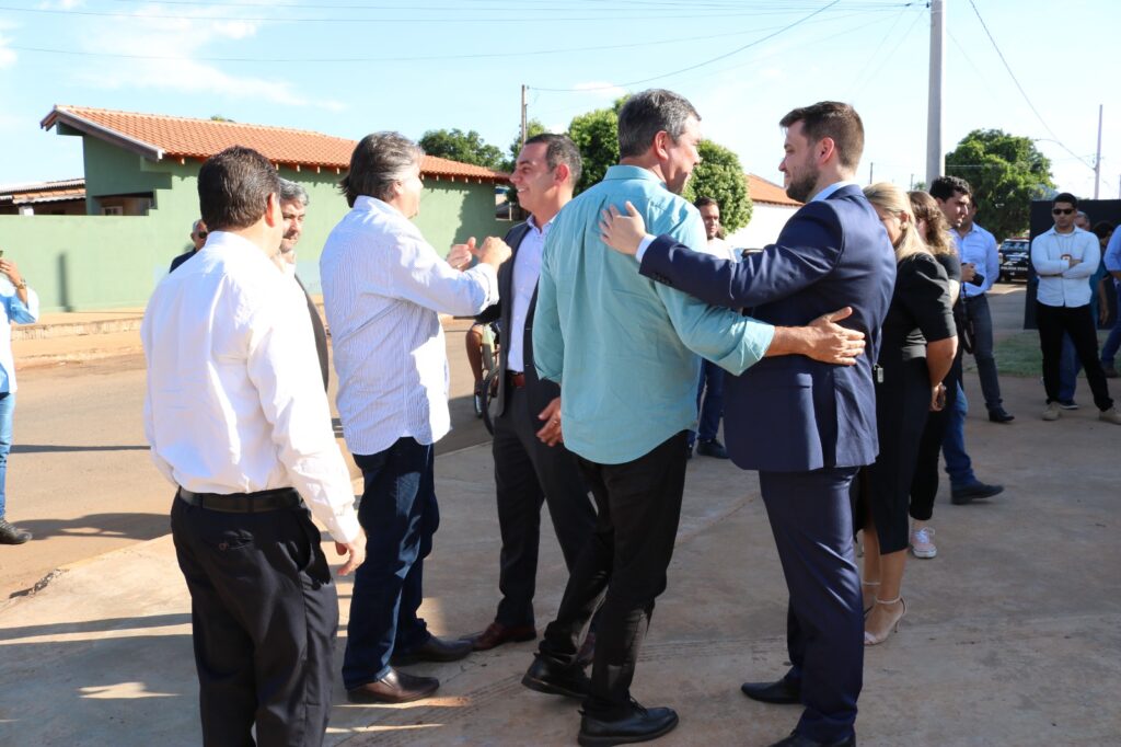 Com espaço amplo e moderno, foi inaugurada nesta quinta feira a nova sede da Delegacia de Polícia Civil em Santa Rita do Pardo