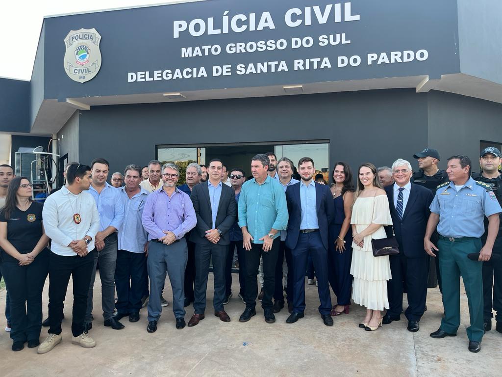 Com espaço amplo e moderno, foi inaugurada nesta quinta feira a nova sede da Delegacia de Polícia Civil em Santa Rita do Pardo