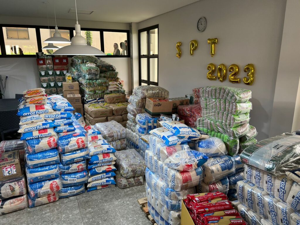 Colaboradores da CerradinhoBio arrecadam mais de cinco toneladas de alimentos para instituições assistenciais
