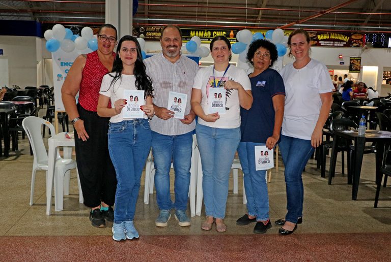 VISAT e RAPS promovem ação pelo Janeiro Branco na Feira Central Turística