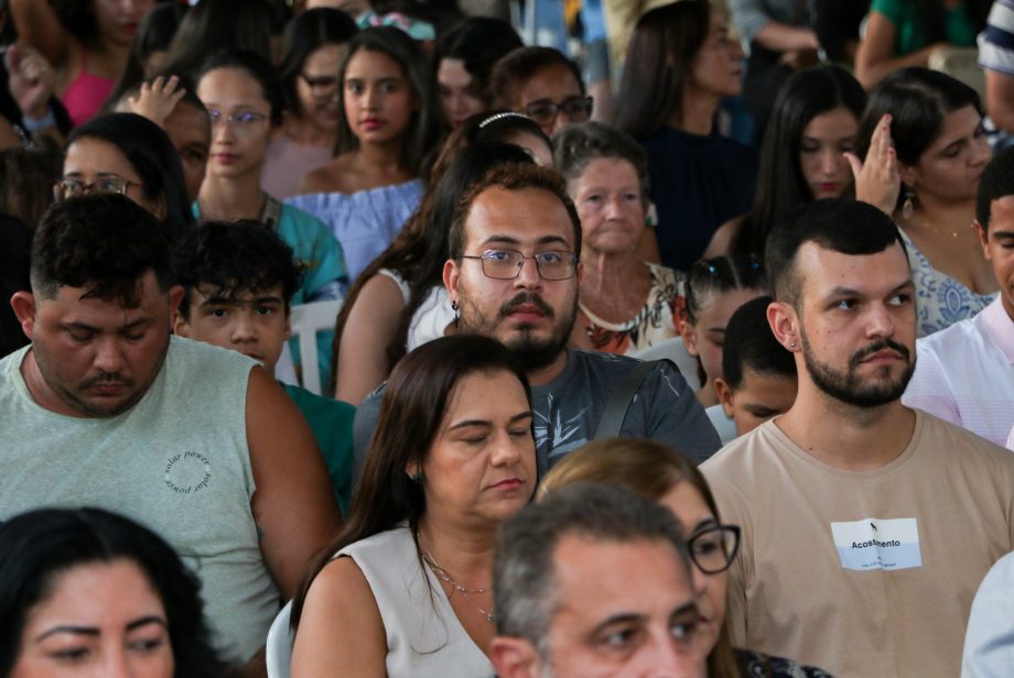 Prefeitura de Três Lagoas empossa 209 novos servidores em segunda cerimônia de posse do ano