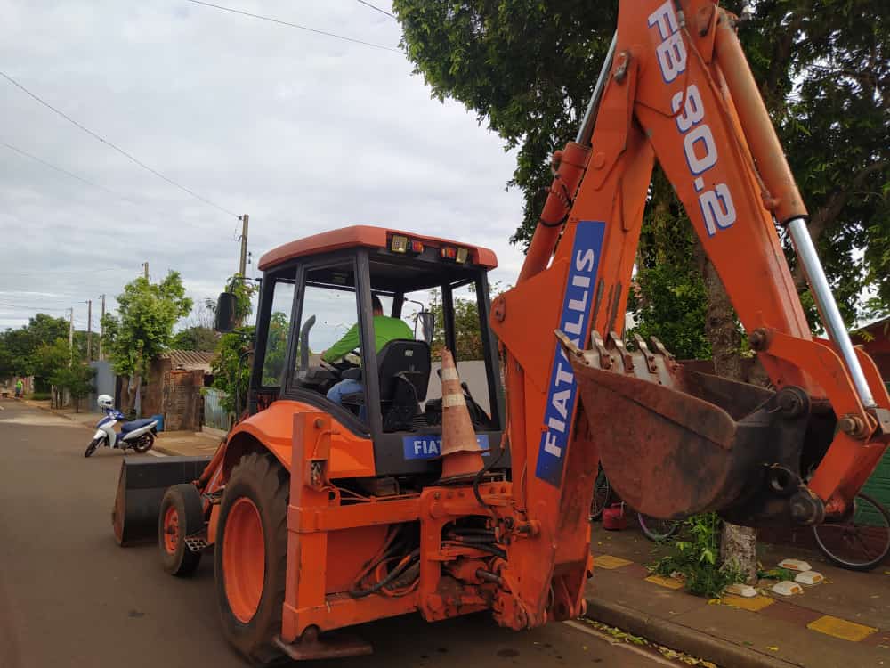 Serviços Urbanos de Brasilândia realiza serviço de roçagem e limpeza na Cidade