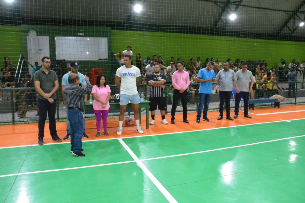 Prefeito Akira prestigia abertura do Campeonato Municipal de Futsal Adulto em Bataguassu