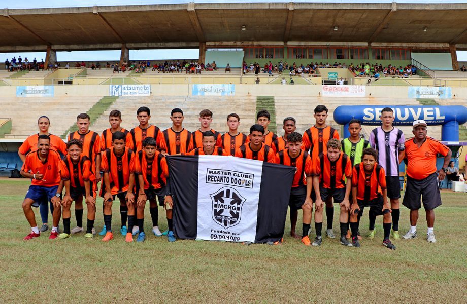 E.F. Pedrinho e EFMC Recanto do Galo são os campeões do Campeonato Municipal de Futebol Categoria de Base sub-11 e sub-15