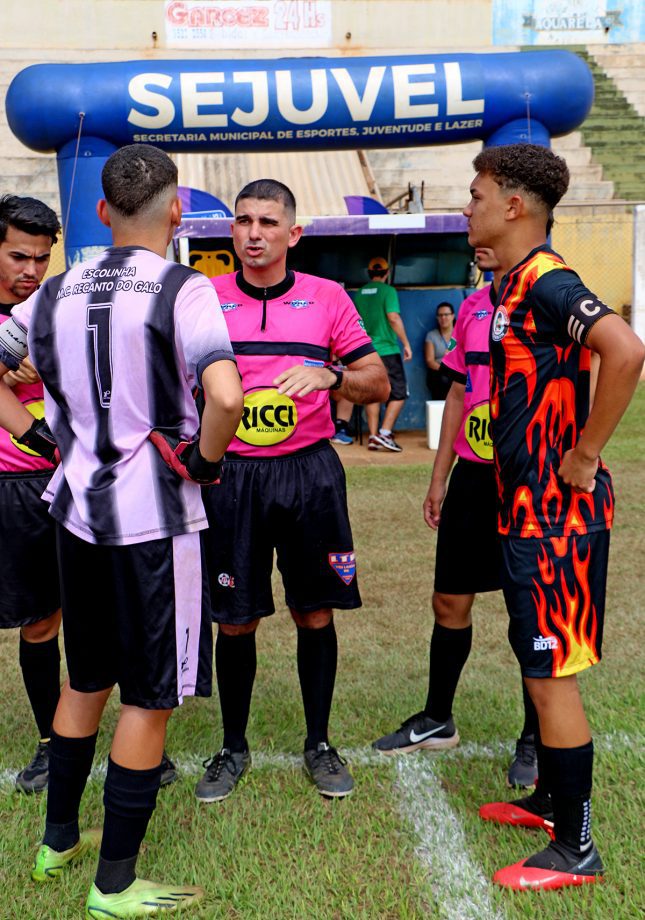 E.F. Pedrinho e EFMC Recanto do Galo são os campeões do Campeonato Municipal de Futebol Categoria de Base sub-11 e sub-15