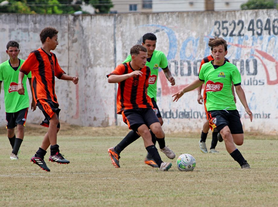 E.F. Pedrinho e EFMC Recanto do Galo são os campeões do Campeonato Municipal de Futebol Categoria de Base sub-11 e sub-15