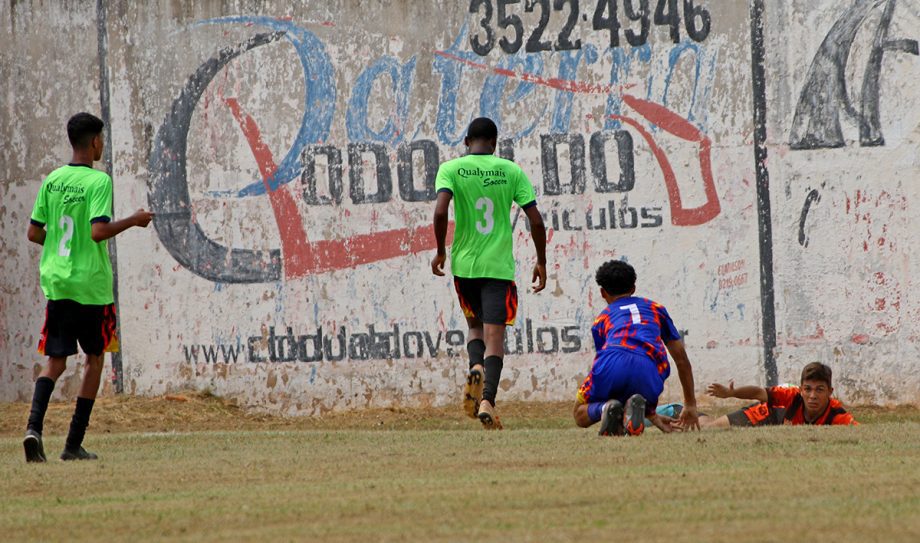 E.F. Pedrinho e EFMC Recanto do Galo são os campeões do Campeonato Municipal de Futebol Categoria de Base sub-11 e sub-15