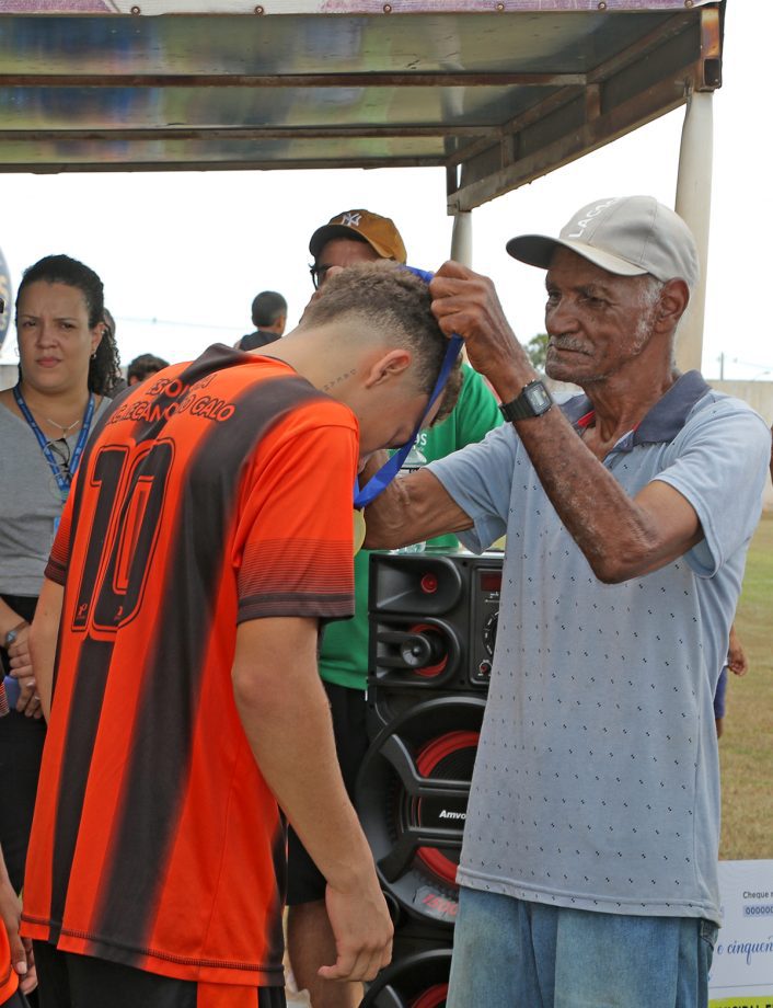 E.F. Pedrinho e EFMC Recanto do Galo são os campeões do Campeonato Municipal de Futebol Categoria de Base sub-11 e sub-15