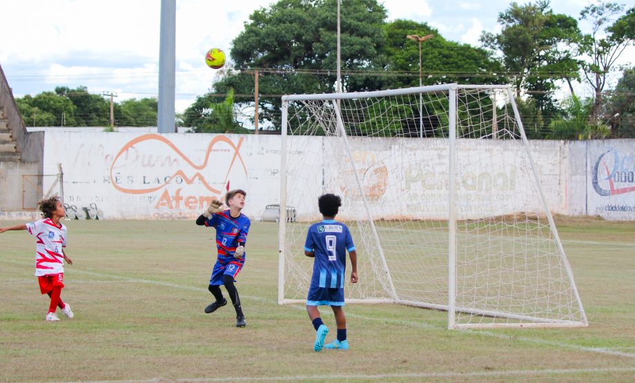 E.F. Pedrinho e EFMC Recanto do Galo são os campeões do Campeonato Municipal de Futebol Categoria de Base sub-11 e sub-15