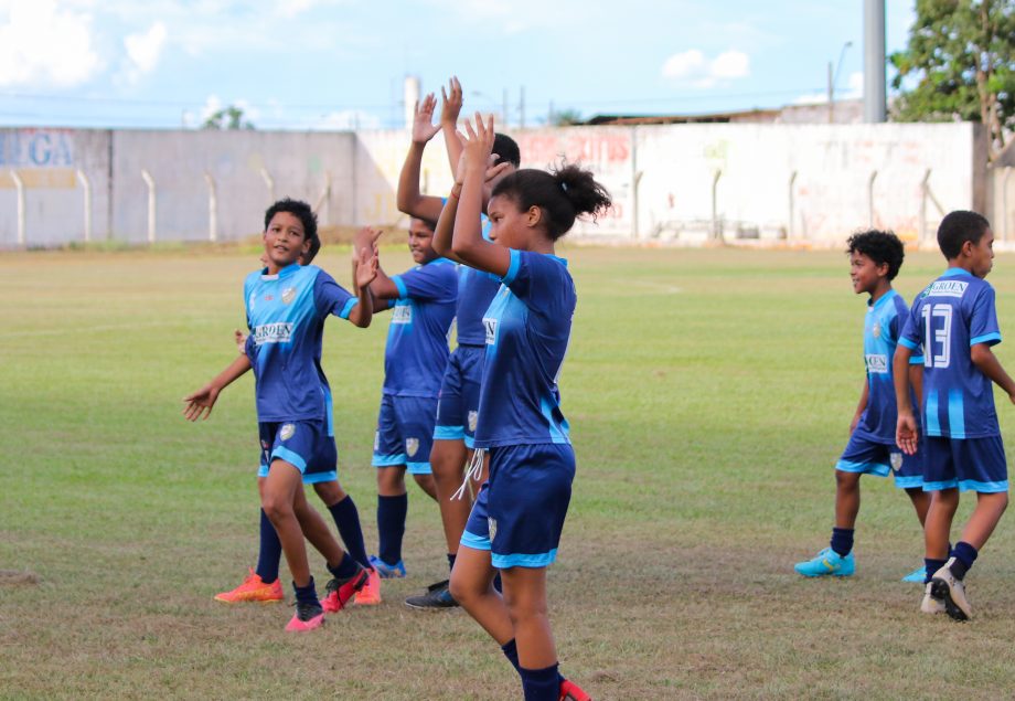 E.F. Pedrinho e EFMC Recanto do Galo são os campeões do Campeonato Municipal de Futebol Categoria de Base sub-11 e sub-15