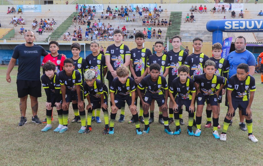 E.F. Pedrinho e EFMC Recanto do Galo são os campeões do Campeonato Municipal de Futebol Categoria de Base sub-11 e sub-15