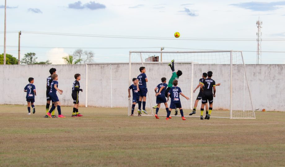 E.F. Pedrinho e EFMC Recanto do Galo são os campeões do Campeonato Municipal de Futebol Categoria de Base sub-11 e sub-15