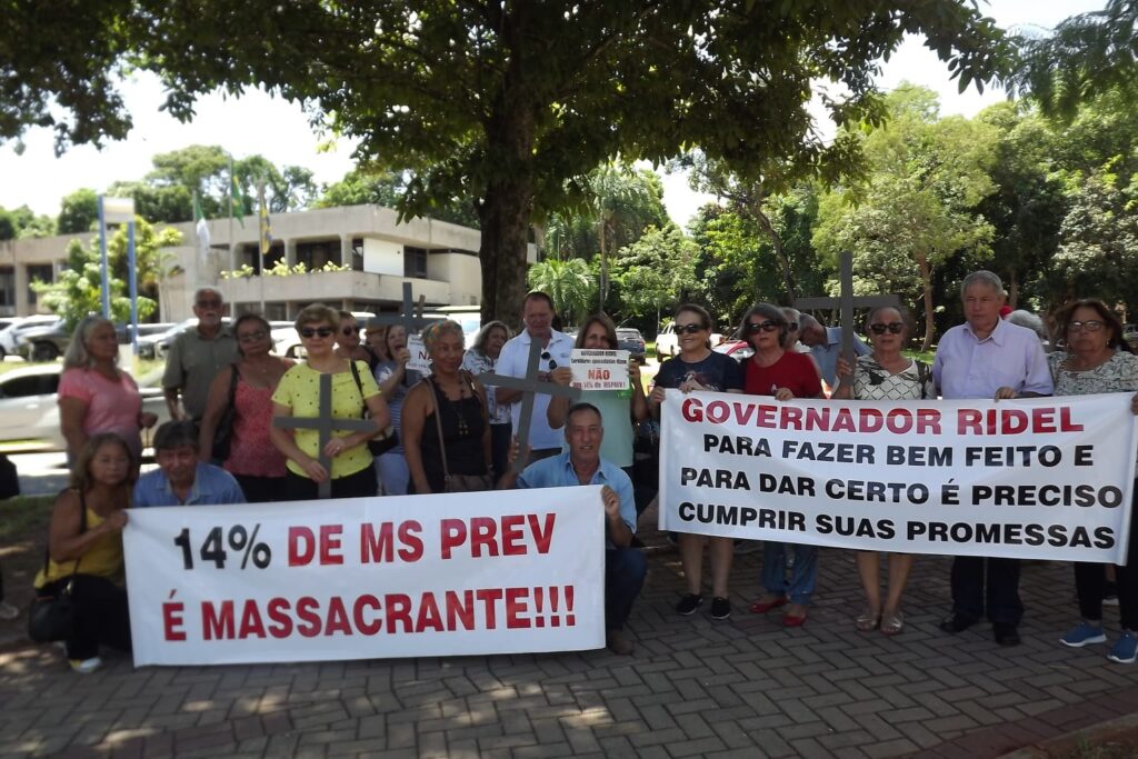 Servidores aposentados de MS farão nova manifestação na Assembleia e Câmara de Três Lagoas contra alíquota de 14%