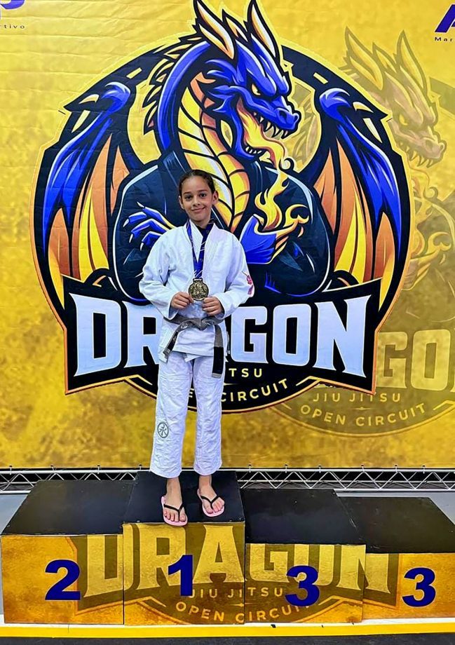 Com apoio da SEJUVEL, equipes de jiu-jitsu de Três Lagoas conquistaram 09 medalhas neste fim de semana